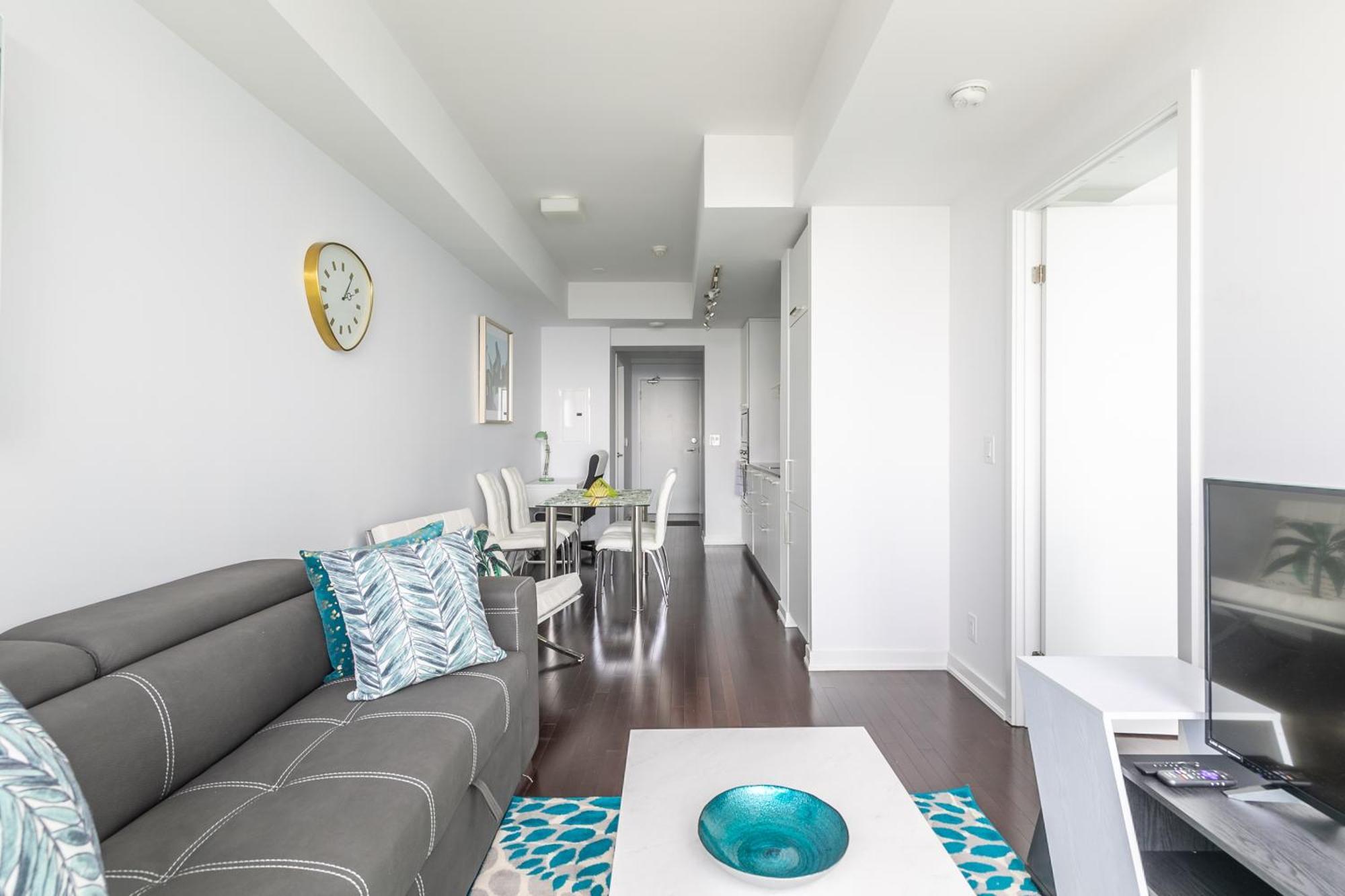Marvelous Apartments In The Heart Of Toronto Exterior photo