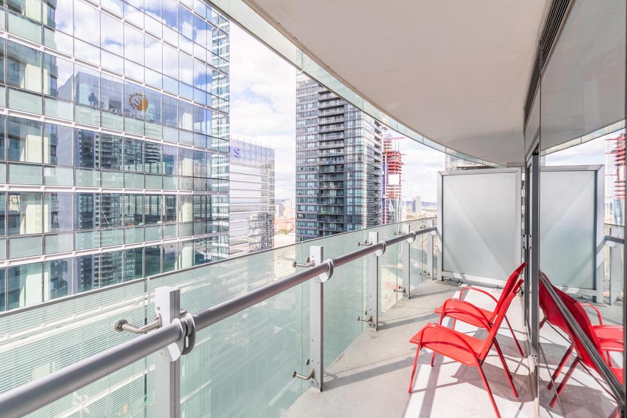 Marvelous Apartments In The Heart Of Toronto Exterior photo