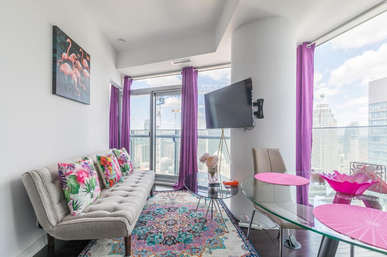 Marvelous Apartments In The Heart Of Toronto Exterior photo