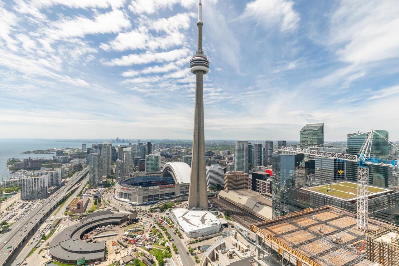 Marvelous Apartments In The Heart Of Toronto Exterior photo
