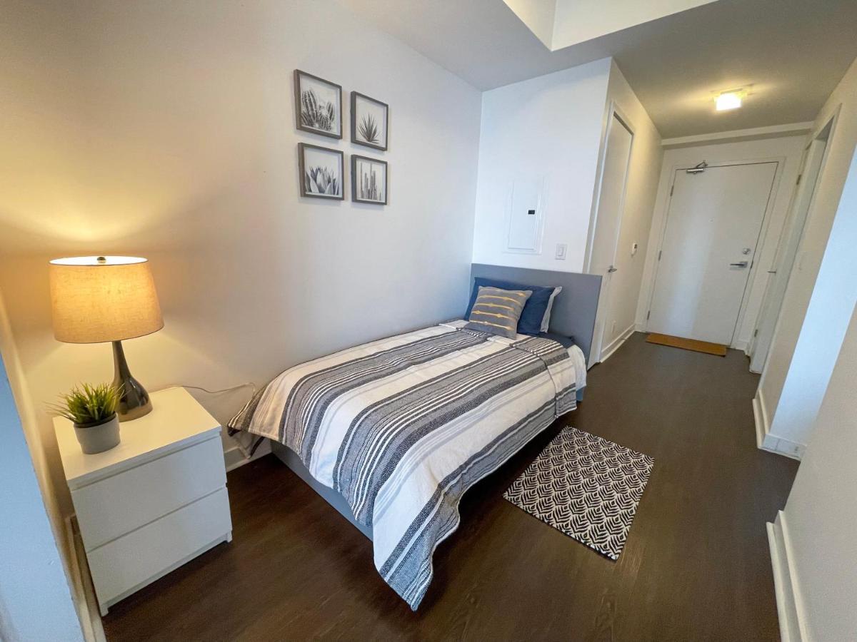 Marvelous Apartments In The Heart Of Toronto Exterior photo